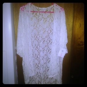 Lularoe floral white lindsay kimono cover up